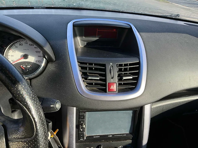 2007 - peugeot 207 - personenauto - afbeelding 14 van  26