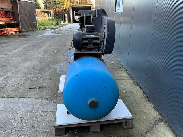 2007 atlas copco ac55t300t luchtcompressor - afbeelding 6 van  12