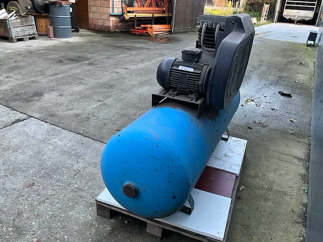 2007 atlas copco ac55t300t luchtcompressor - afbeelding 7 van  12