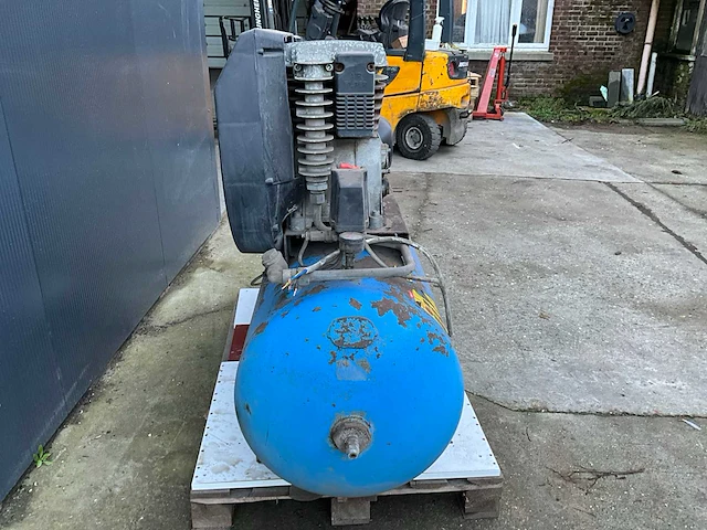 2007 atlas copco ac55t300t luchtcompressor - afbeelding 9 van  12