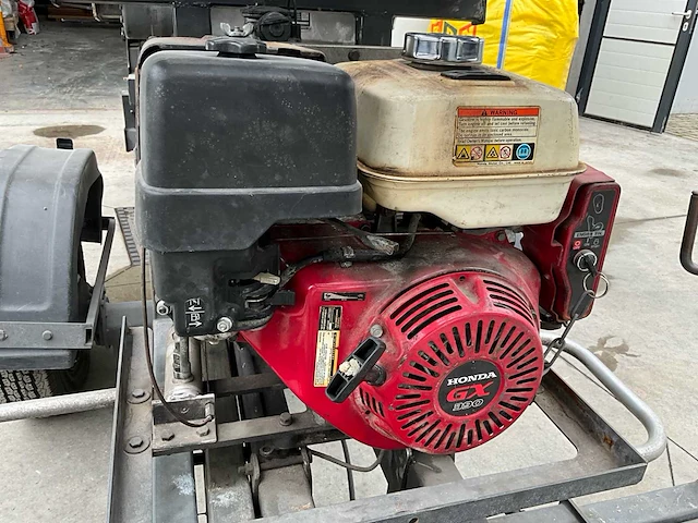 2007 böcker 2470-7 verhuislift - afbeelding 16 van  25