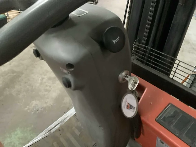 2007 bt c4e200l vorkheftruck - afbeelding 3 van  18