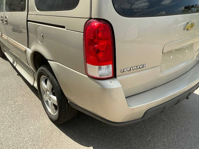 2007 chevrolet uplander 3.9 v6 invalidenwagen - afbeelding 33 van  46