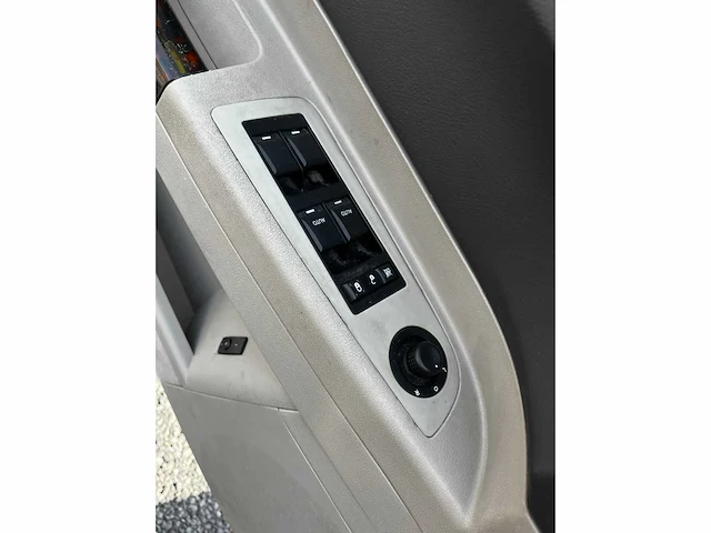 2007 chrysler 300c 3.0crd diesel automaat/airco - afbeelding 7 van  20