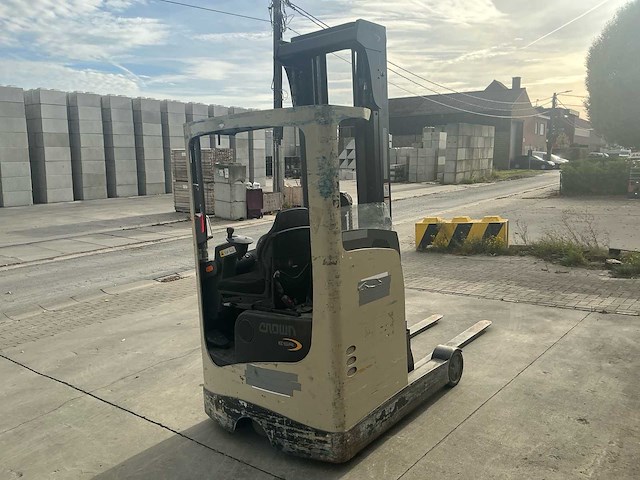 2007 crown esr4500 reach truck - afbeelding 5 van  11
