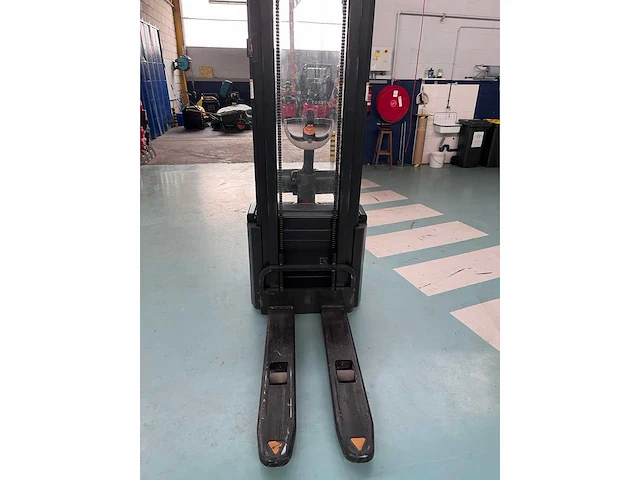 2007 crown we2300s-1.25-tl disselboomstapelaar - afbeelding 14 van  15