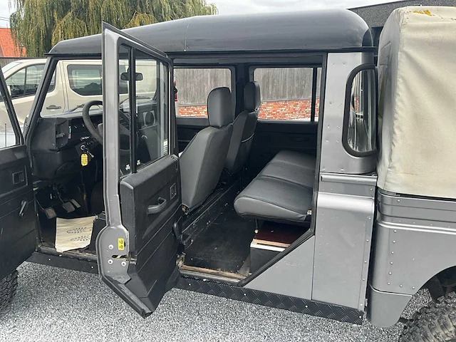 2007 defender 130 personenauto - afbeelding 3 van  27