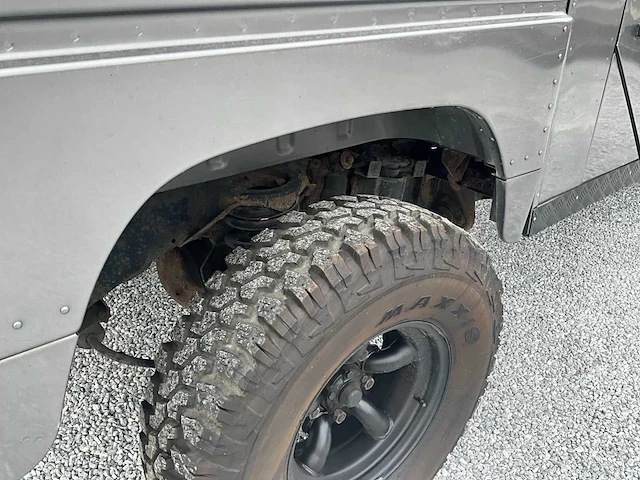 2007 defender 130 personenauto - afbeelding 15 van  27