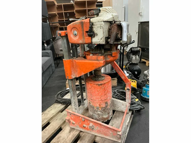 2007 gölz kb300 verticale diamantboormachine - afbeelding 4 van  8