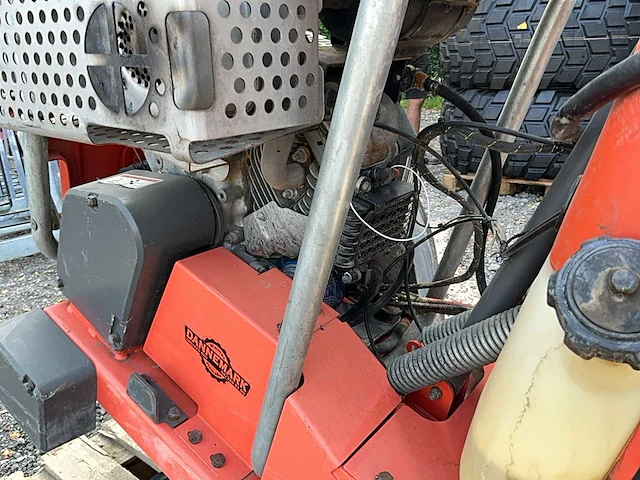 2007 husqvarna betonzaag - afbeelding 3 van  15