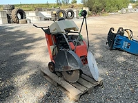 2007 husqvarna betonzaag - afbeelding 1 van  15