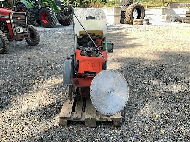 2007 husqvarna betonzaag - afbeelding 8 van  15