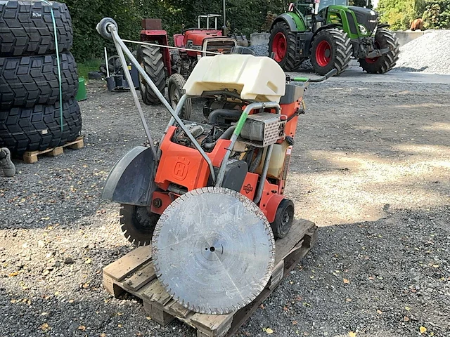 2007 husqvarna betonzaag - afbeelding 9 van  15