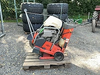 2007 husqvarna betonzaag - afbeelding 10 van  15
