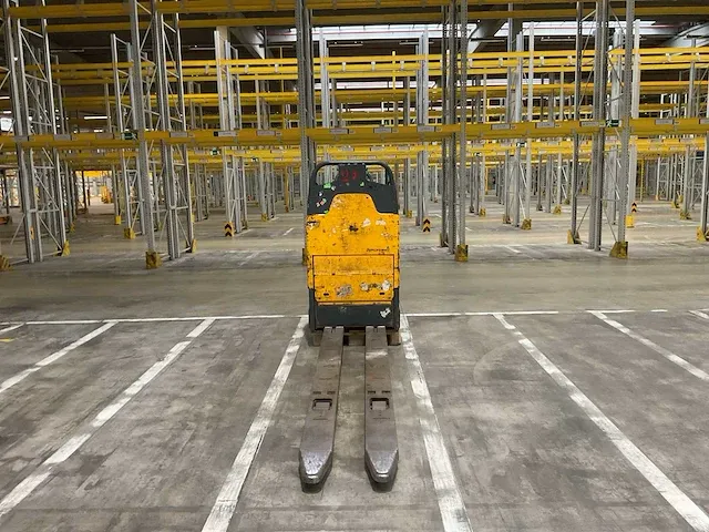 2007 jungheinrich ece 220xl orderpicker - afbeelding 2 van  5