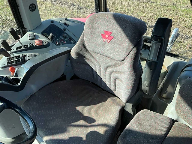 2007 massey ferguson 6490 dyna-6 vierwielaangedreven landbouwtractor - afbeelding 17 van  32