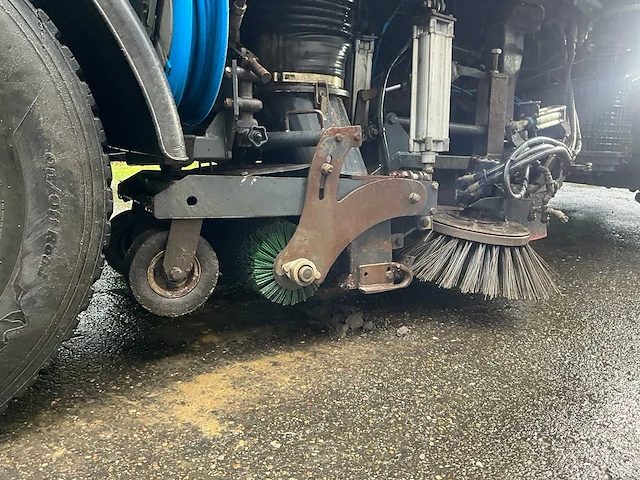 2007 mercedes-benz axor beam veegwagen - afbeelding 10 van  35