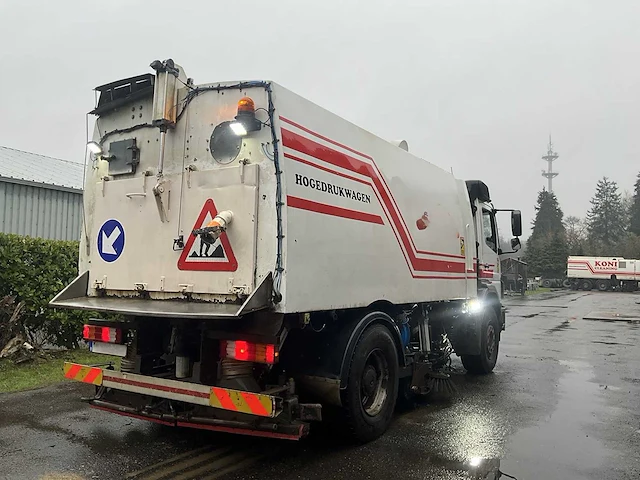 2007 mercedes-benz axor beam veegwagen - afbeelding 32 van  35