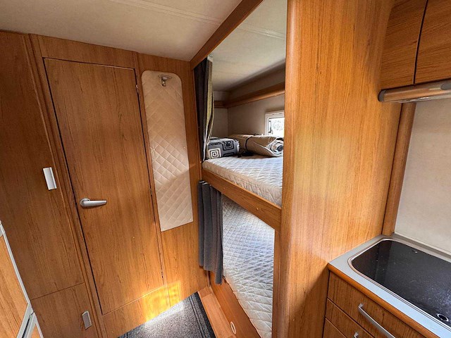 2007 mercedes-benz rimor camper - afbeelding 18 van  31