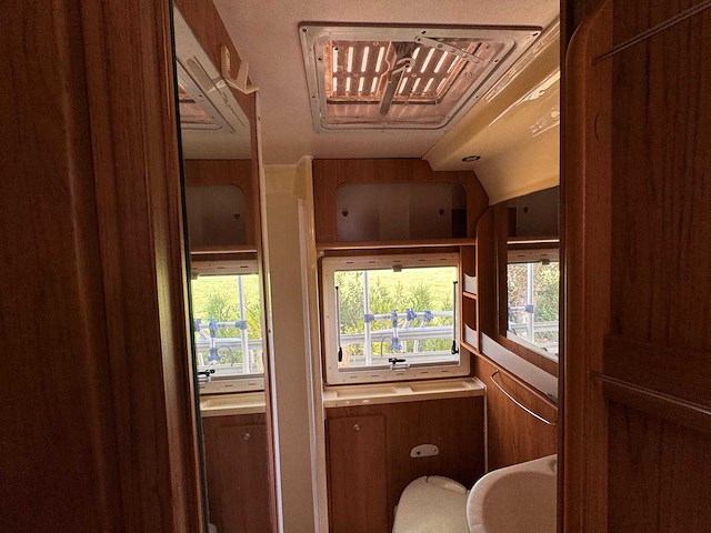 2007 mercedes-benz rimor camper - afbeelding 19 van  31