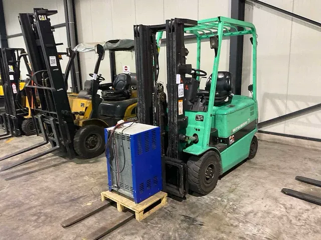2007 mitsubishi fb25k-pac vorkheftruck - afbeelding 1 van  10