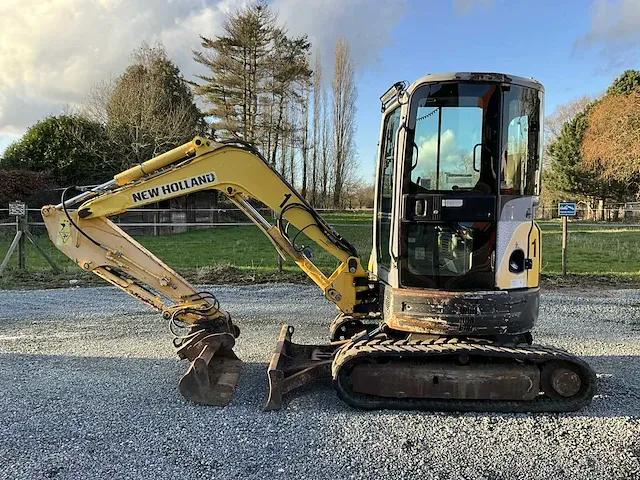 2007 new holland e30.2sr minigraafmachine - afbeelding 12 van  26