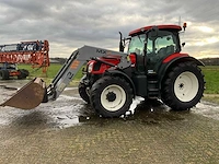 2007 new holland ts135a plus met frontlader vierwielaangedreven landbouwtractor - afbeelding 2 van  43