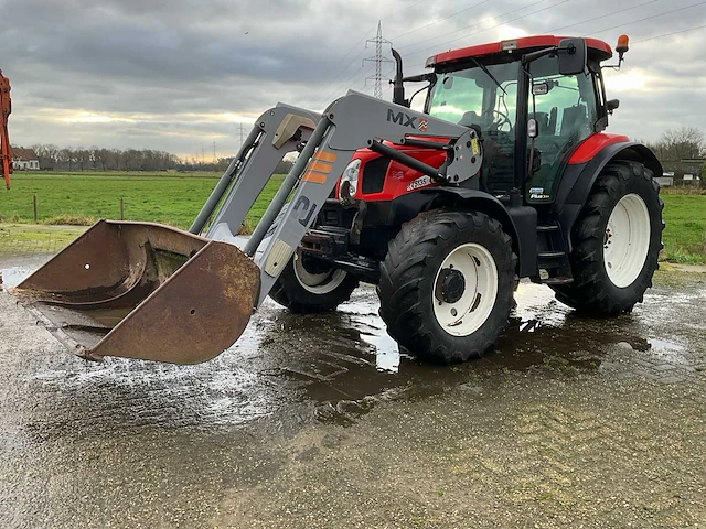 2007 new holland ts135a plus met frontlader vierwielaangedreven landbouwtractor - afbeelding 1 van  43