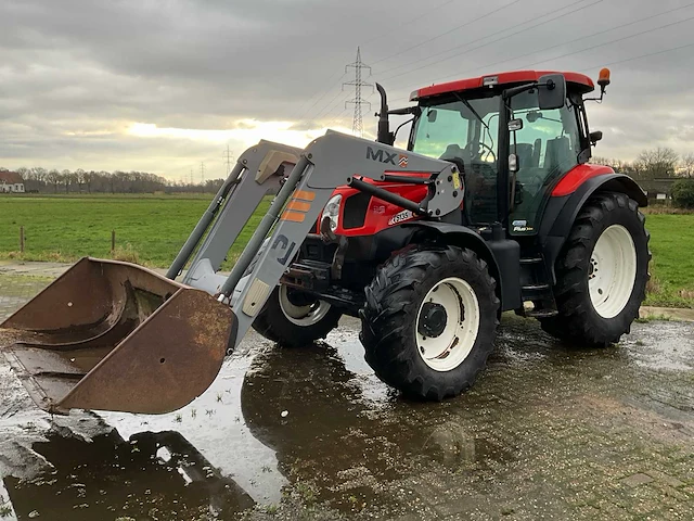 2007 new holland ts135a plus met frontlader vierwielaangedreven landbouwtractor - afbeelding 32 van  43