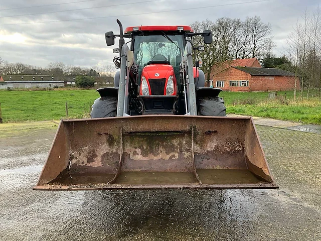 2007 new holland ts135a plus met frontlader vierwielaangedreven landbouwtractor - afbeelding 23 van  43