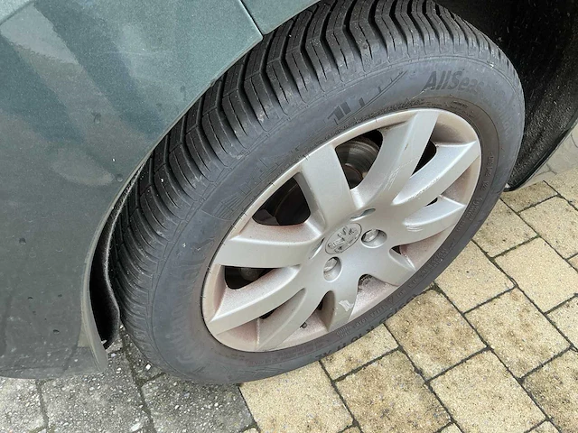 2007 peugeot 207 personenauto - afbeelding 16 van  35