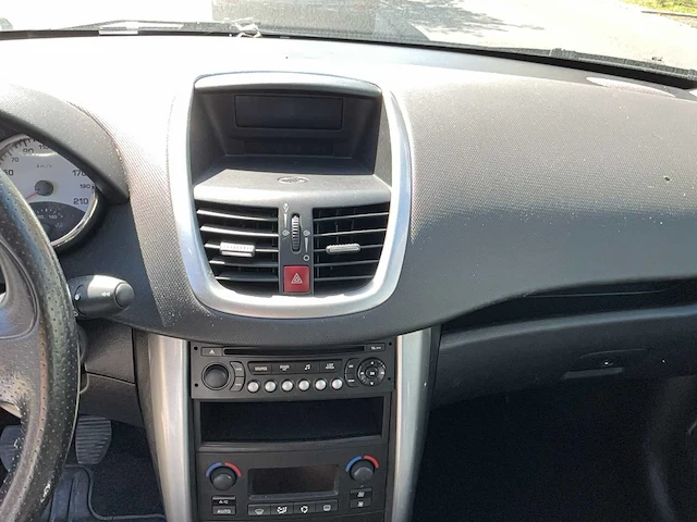2007 peugeot 207 personenauto - afbeelding 17 van  44