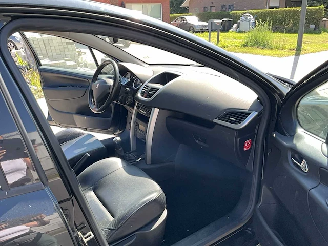2007 peugeot 207 personenauto - afbeelding 29 van  44