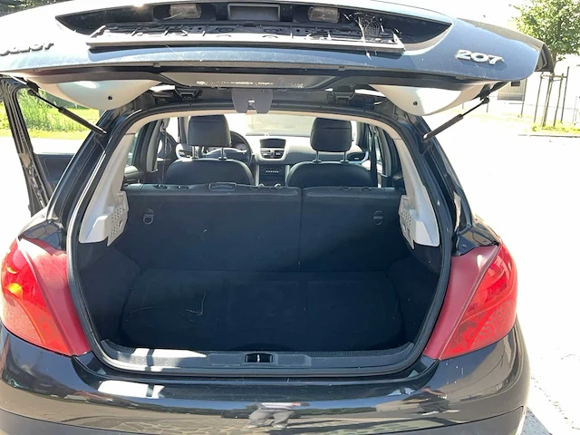 2007 peugeot 207 personenauto - afbeelding 32 van  44