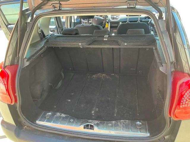 2007 peugeot 207sw - afbeelding 18 van  26