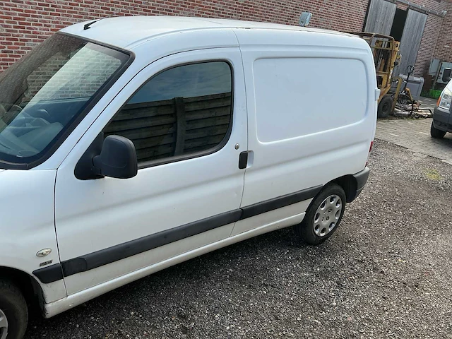 2007 peugeot partner lichte vracht bedrijfswagen - afbeelding 16 van  17