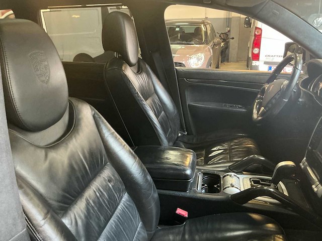 2007 porsche cayenne turbo personenauto - afbeelding 29 van  51