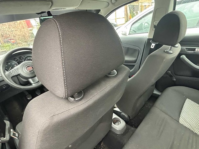 2007 seat ibiza 6l auto - afbeelding 31 van  68