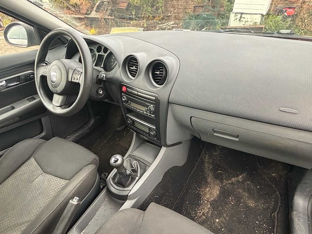 2007 seat ibiza 6l auto - afbeelding 52 van  68