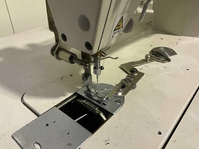 2007 sunstar km-2300umg naaimachine - afbeelding 4 van  7