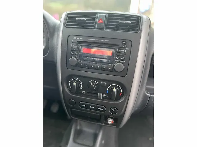2007 suzuki jimny cabriolet auto - afbeelding 8 van  34