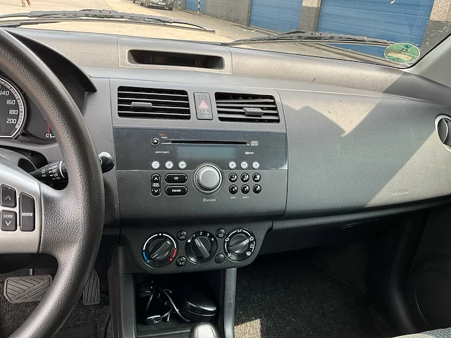 2007 suzuki swift personenauto - afbeelding 6 van  29