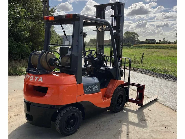 2007 toyota 42–7fgf25 vorkheftruck - afbeelding 27 van  31