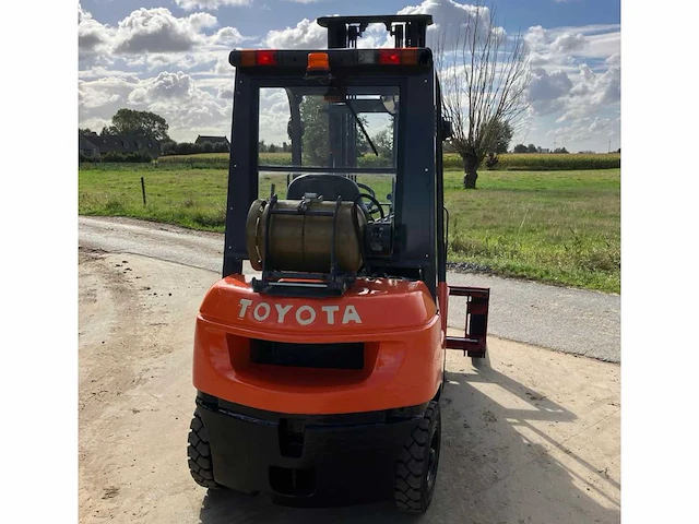 2007 toyota 42–7fgf25 vorkheftruck - afbeelding 28 van  31