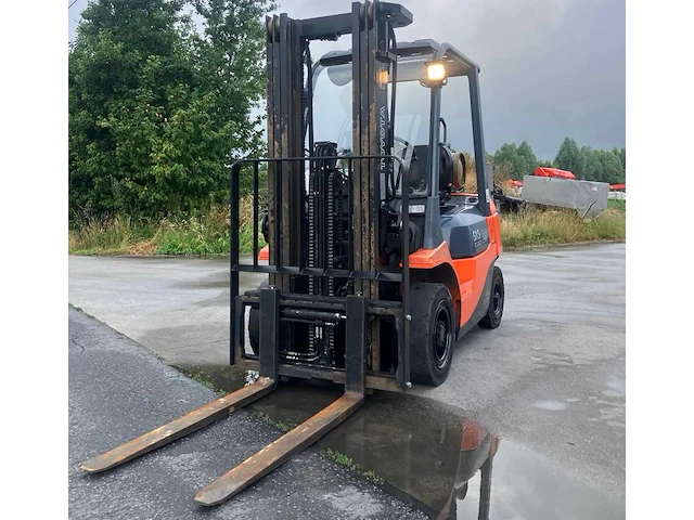 2007 toyota 7fgf25 vorkheftruck - afbeelding 1 van  50