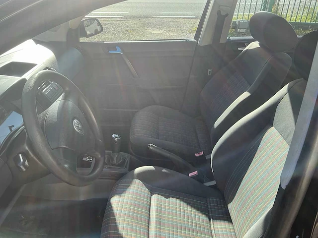 2007 volkswagen polo personenauto - afbeelding 19 van  48