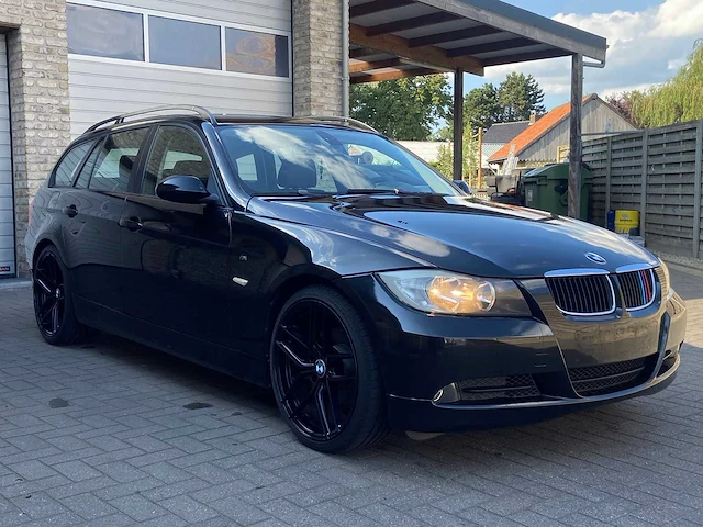 2008 bmw 318d - stationwagen - afbeelding 12 van  27