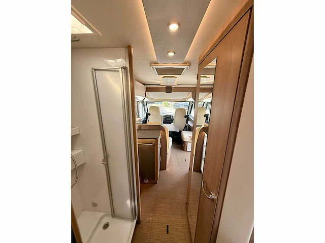 2008 bürstner ixeo i 728 g camper - afbeelding 3 van  13