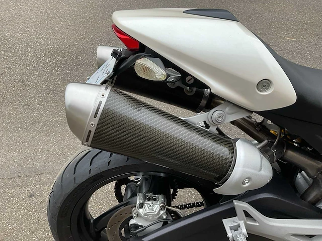 2008 ducati monster 696 - afbeelding 14 van  23