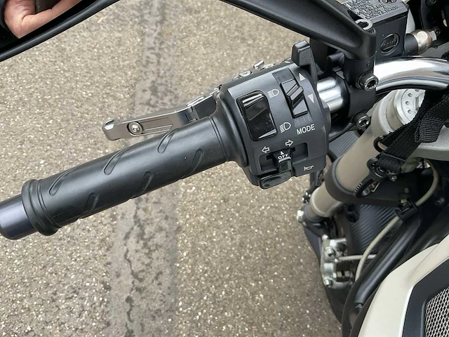 2008 ducati monster 696 - afbeelding 18 van  23